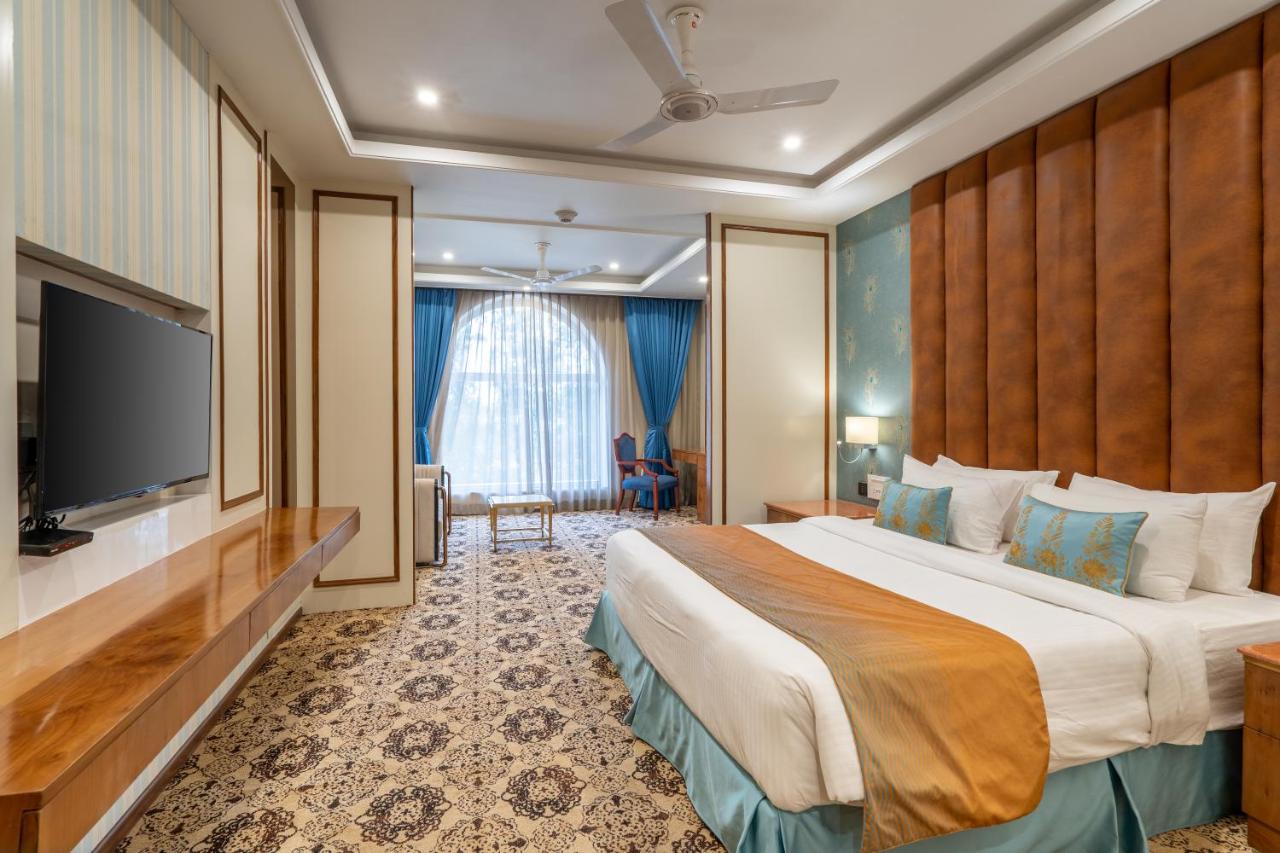 Hukam'S Lalit Mahal - Hotel Convention Club Raipur  Exterior photo